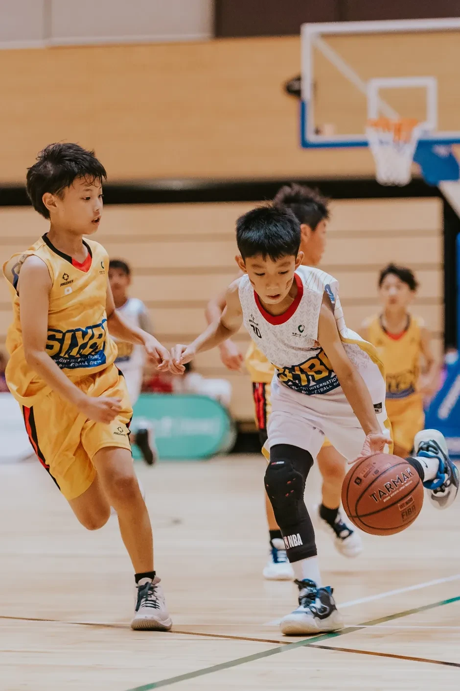 为什么参加篮球青训营对青少年发展很重要?